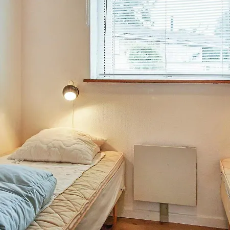 6 Person Holiday In Holiday home